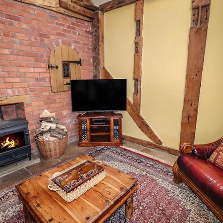 The Granary Villa Shrewsbury Bagian luar foto
