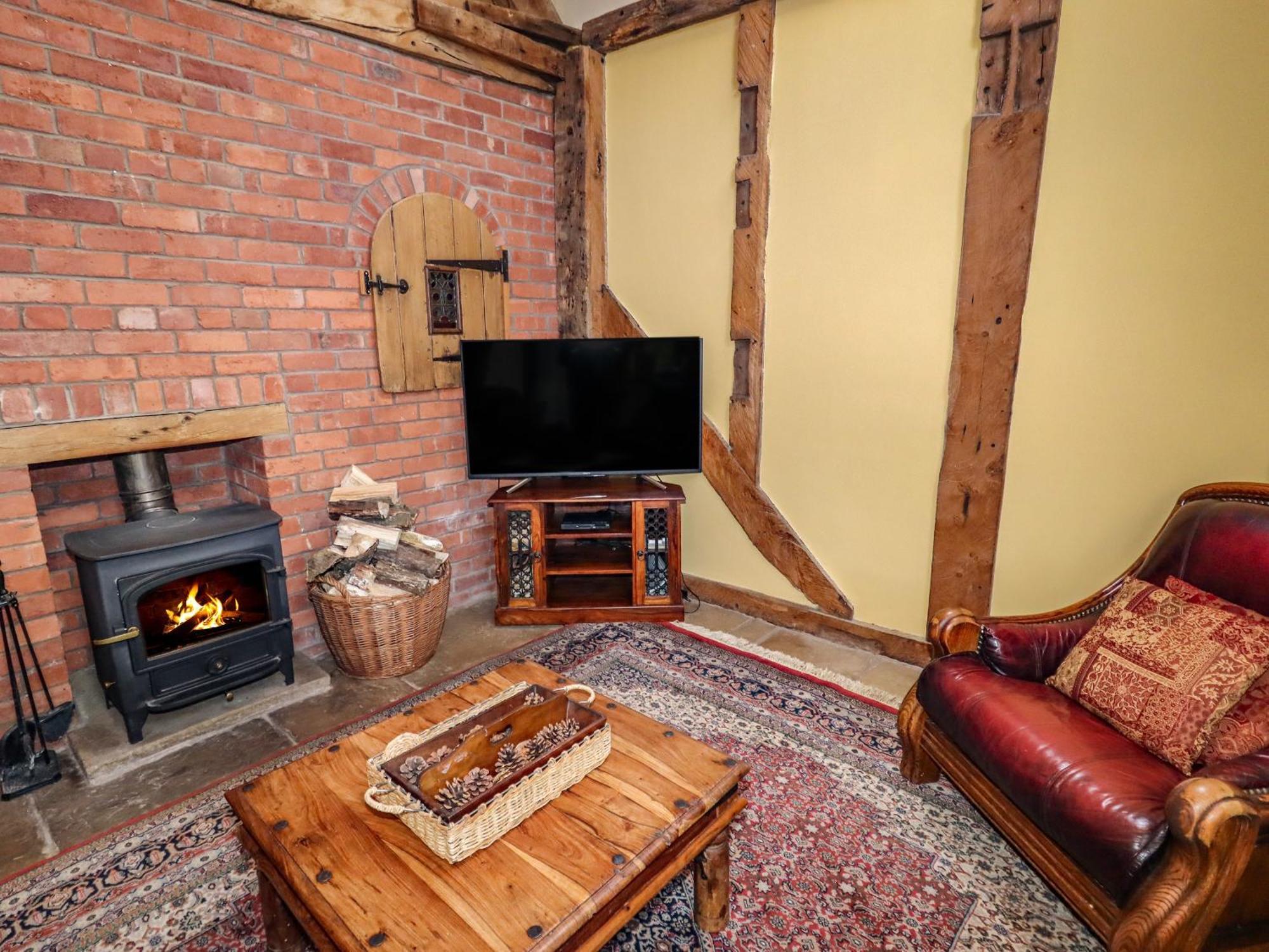 The Granary Villa Shrewsbury Bagian luar foto